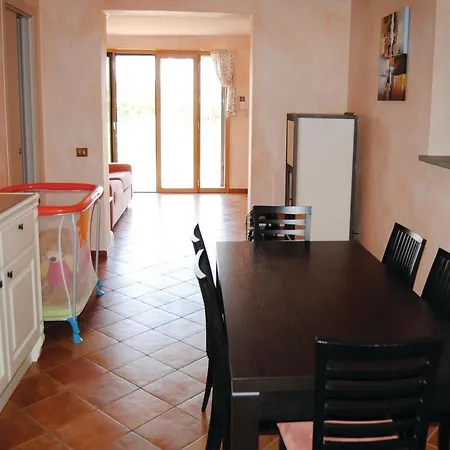 Four Bedroom Holiday Pg With A Fireplace 01 * Città di Castello