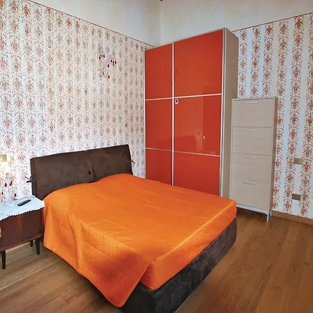 Four Bedroom Holiday Pg With A Fireplace 01 Nyaraló Città di Castello